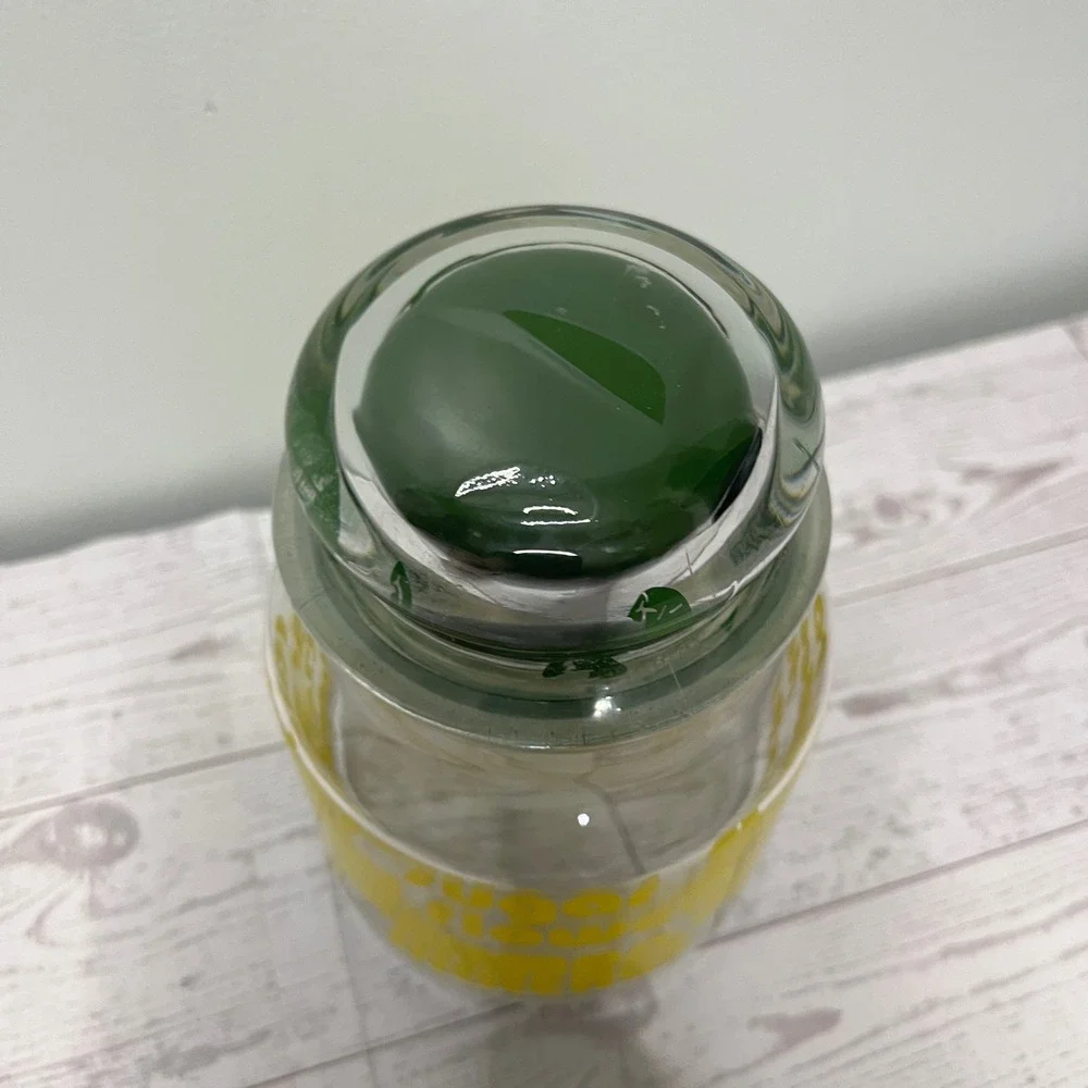 Unbranded vintage clear
